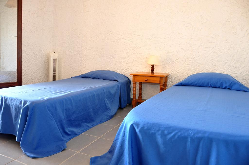 Sole E Mare Aparthotel Santa-Maria-Poggio  Quarto foto